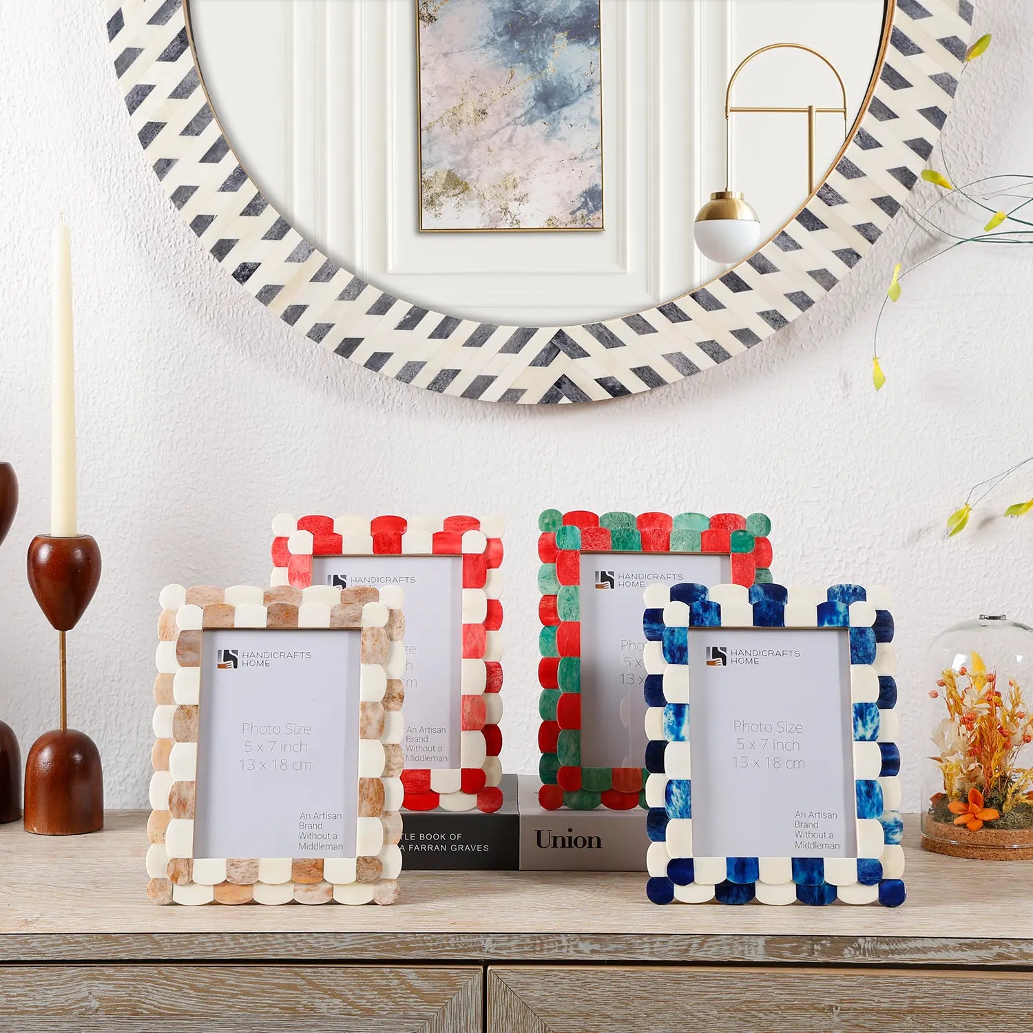 Picture Frames Scalloped Pattern Bone Inlay Collection in 4 sizes, Green & Red