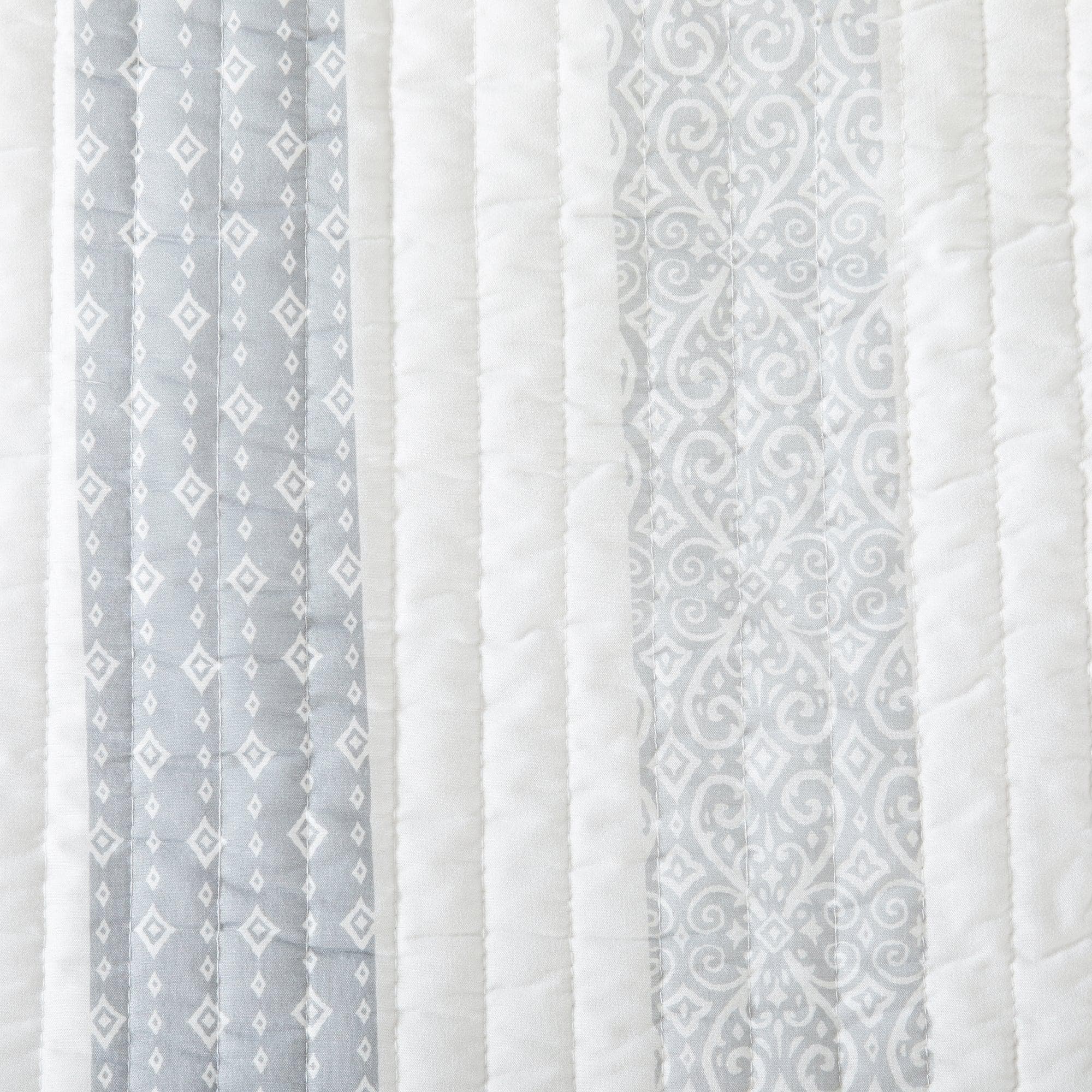 3-Piece Stripe Quilt - Adele Collection