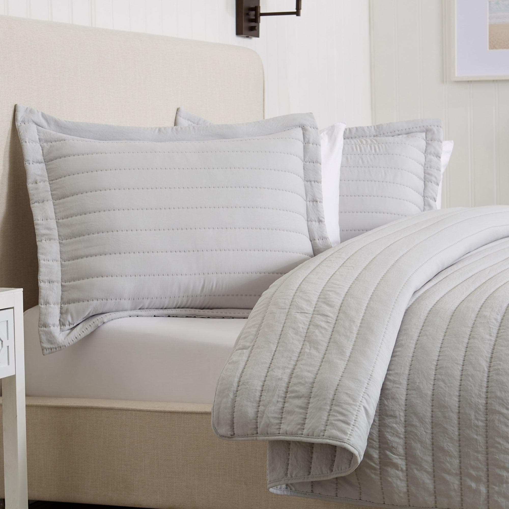 3-Piece Solid Striped Quilt - Virginia Collection