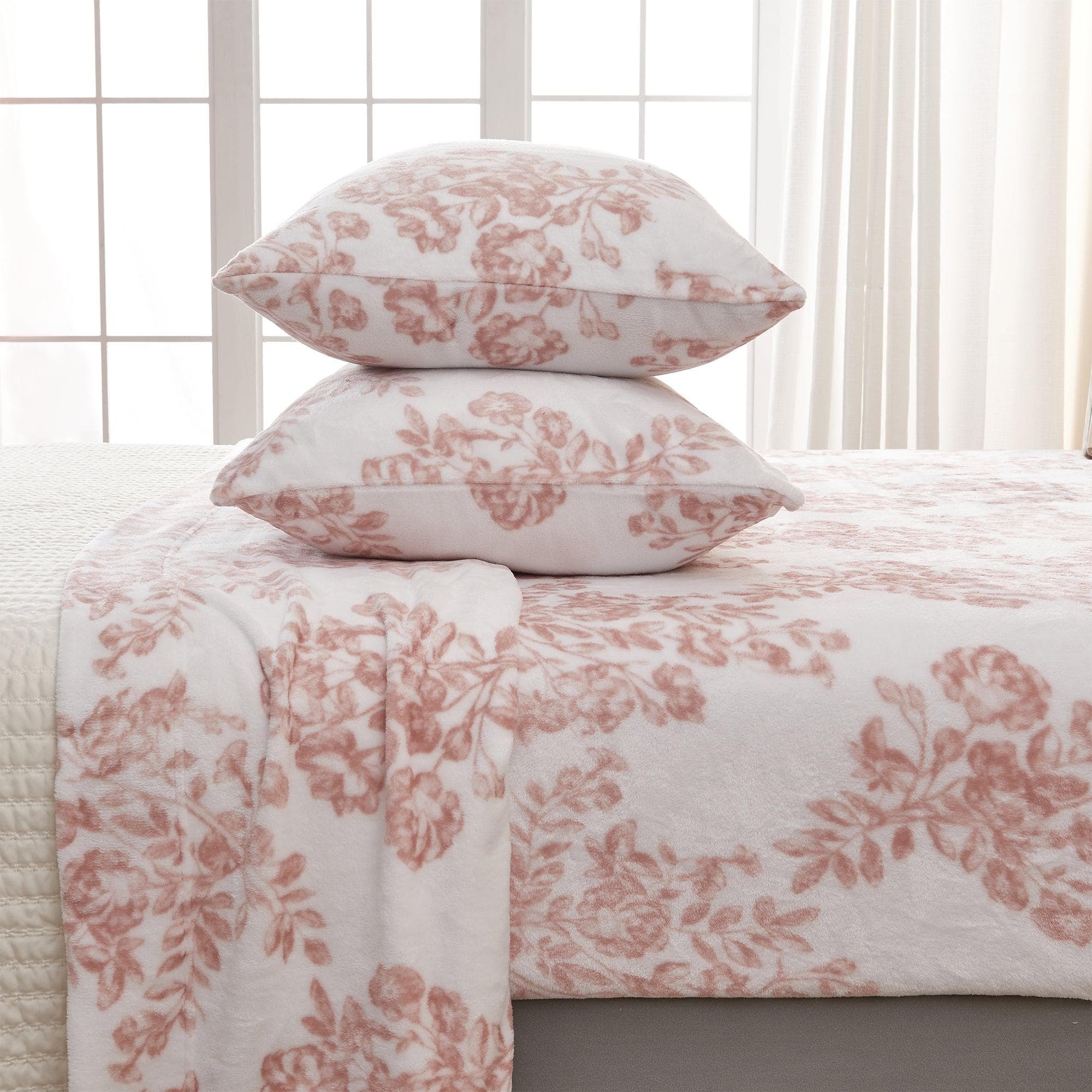 4-Piece Printed Plush Sheet - Velvet Luxe Lattice Collection