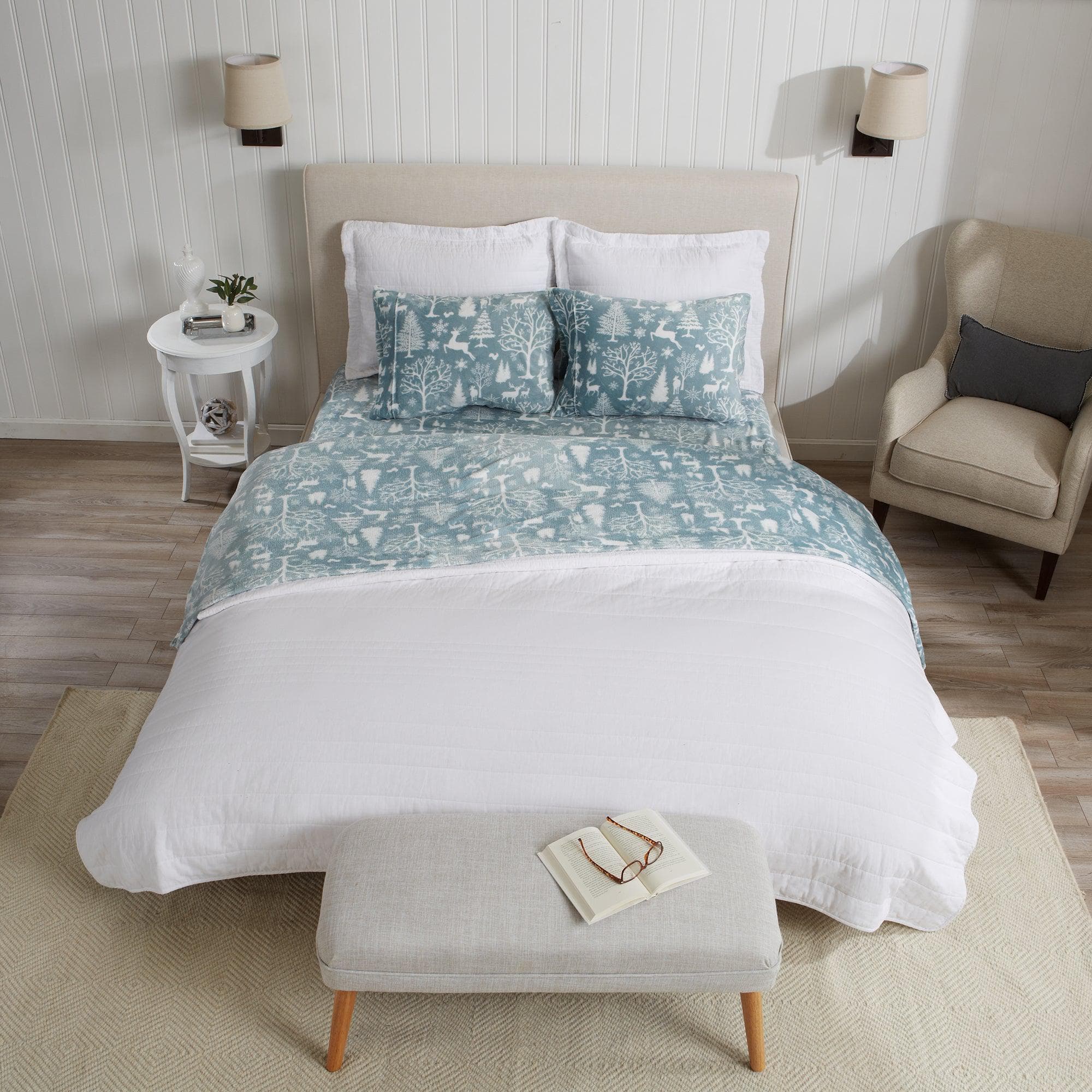 4-Piece Printed Plush Sheet - Velvet Luxe Collection